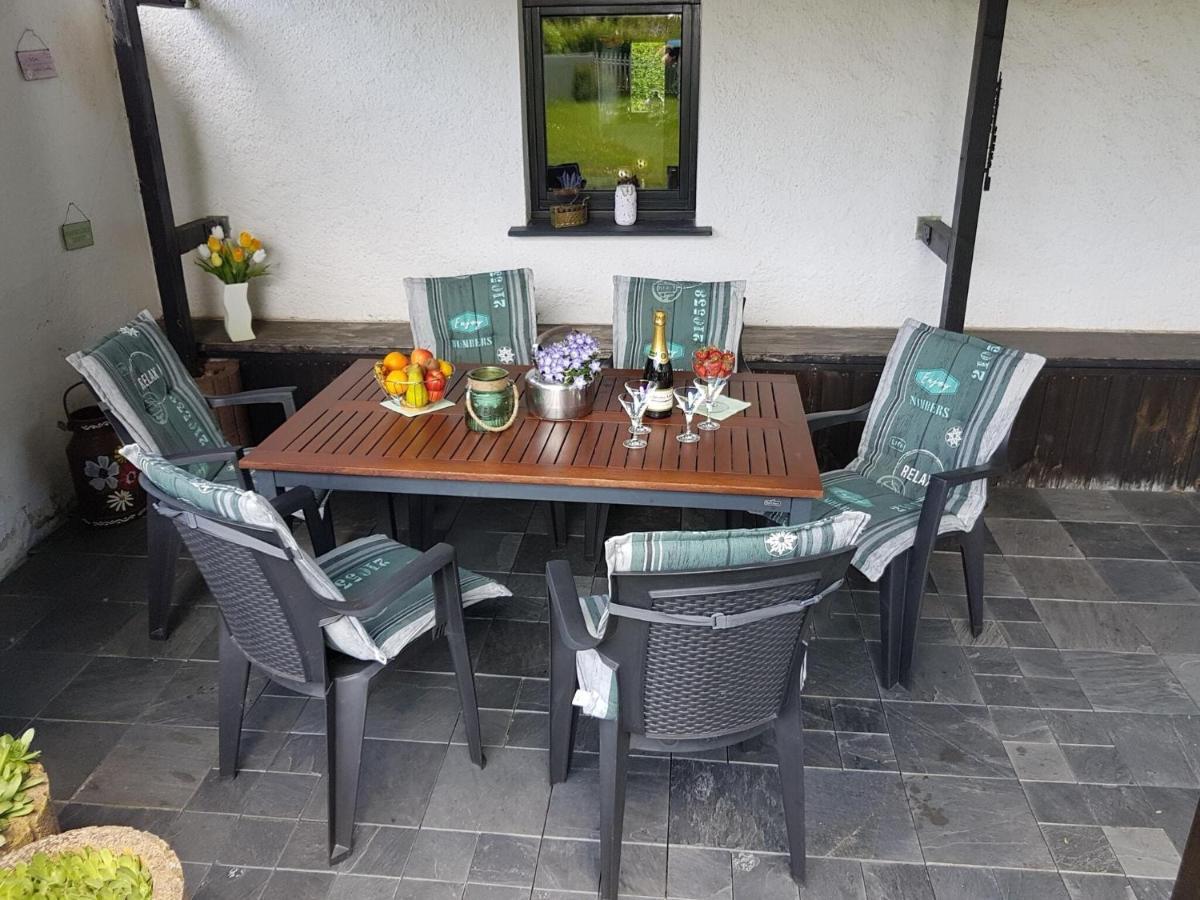 Apartment With Garden In A Wooded Setting Auw bei Prum Exterior foto